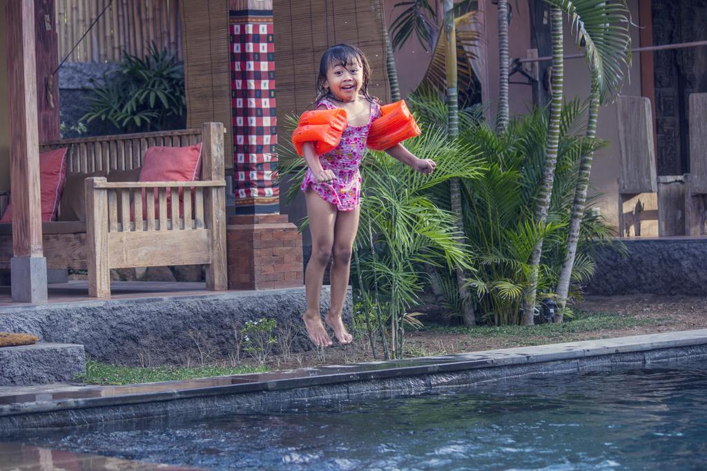 Global Royal Pemuteran Hotel Exterior photo